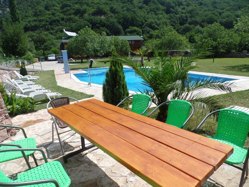 Guest House Jadran Pol Petrovac Exterior foto