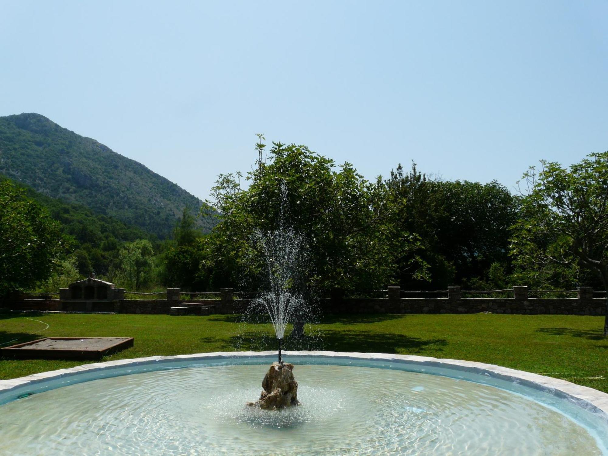 Guest House Jadran Pol Petrovac Exterior foto