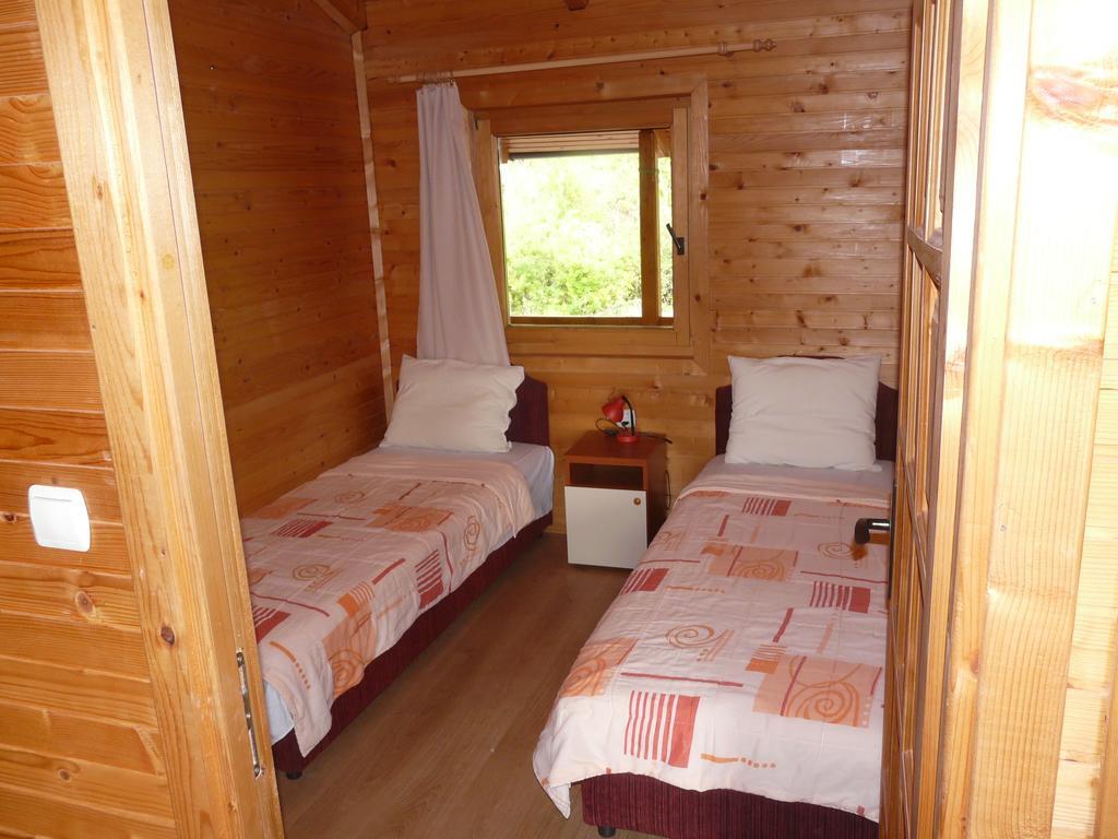 Guest House Jadran Pol Petrovac Exterior foto