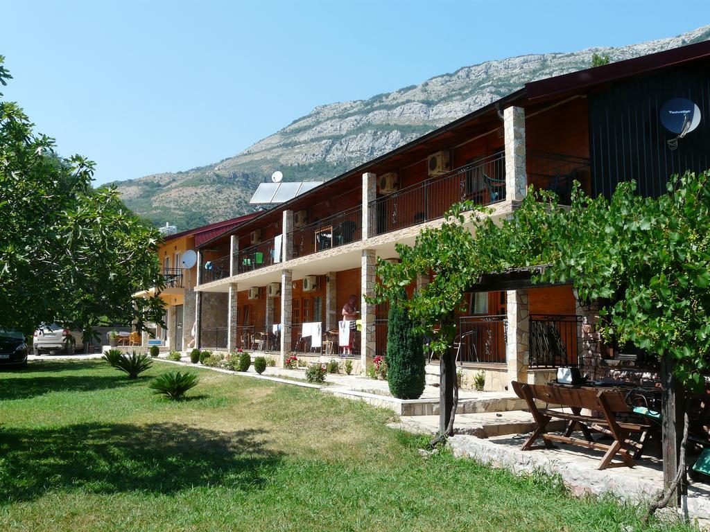 Guest House Jadran Pol Petrovac Exterior foto